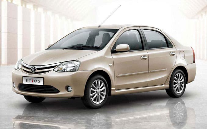 SEDAN TAXIS